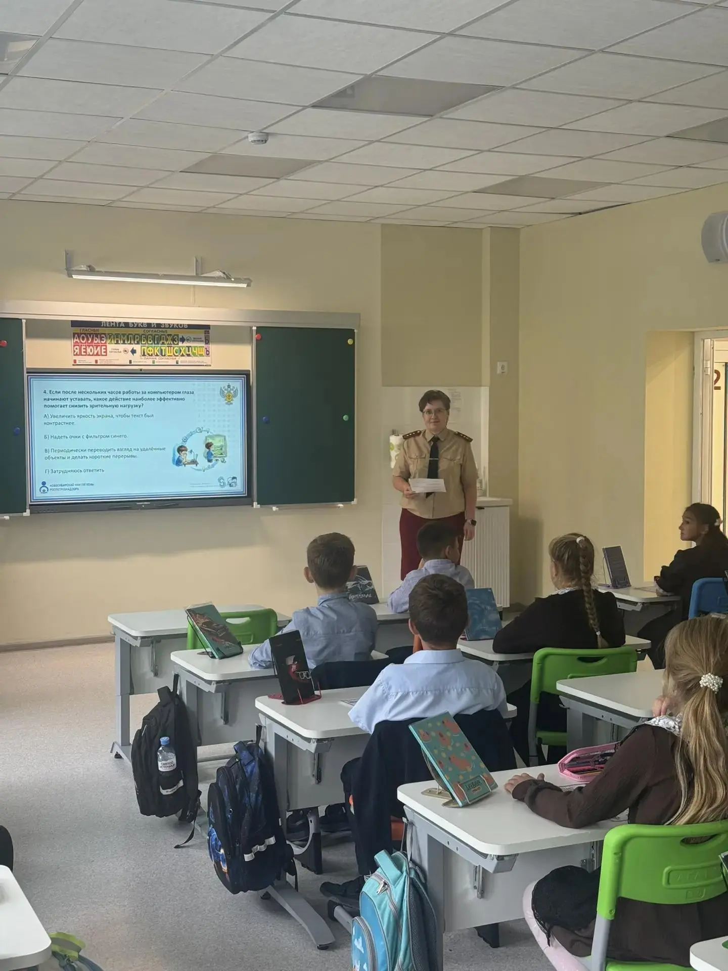 🎉 В Корочанском округе успешно прошёл третий этап акции «Диктант здоровья»!