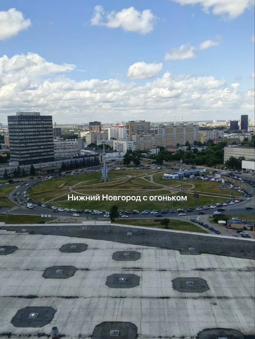 Вот такие очереди заметили на одной из АЗС в Нижнем Новгороде.