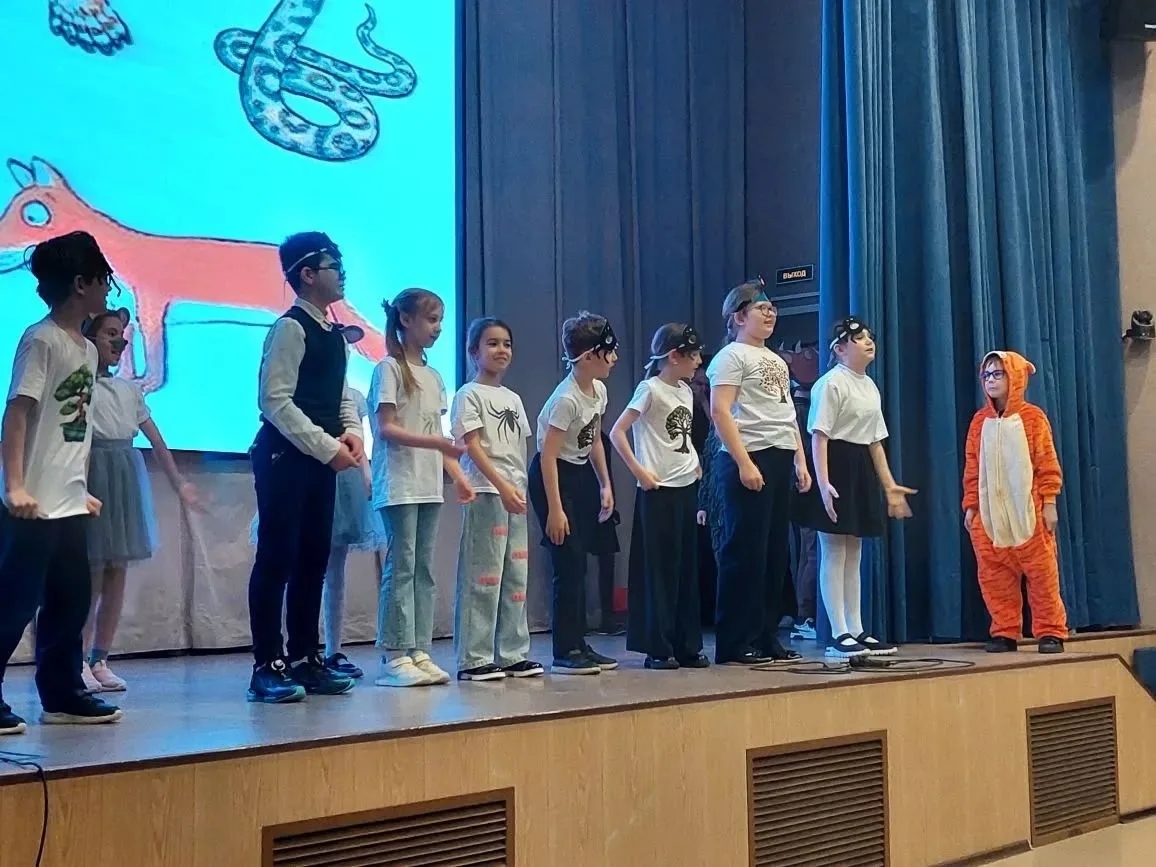🎉 Путешествие в мир сказки для 2 и 3 классов состоялось!  Сегодня наши младшие школьники отправились