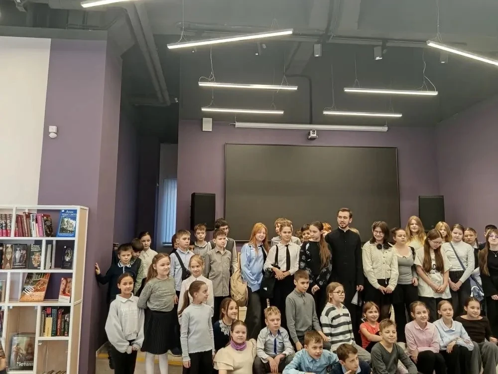 Духовно-нравственное воспитание 👇   Духовная беседа в библиотеке: гимназисты узнали о традициях Пасх
