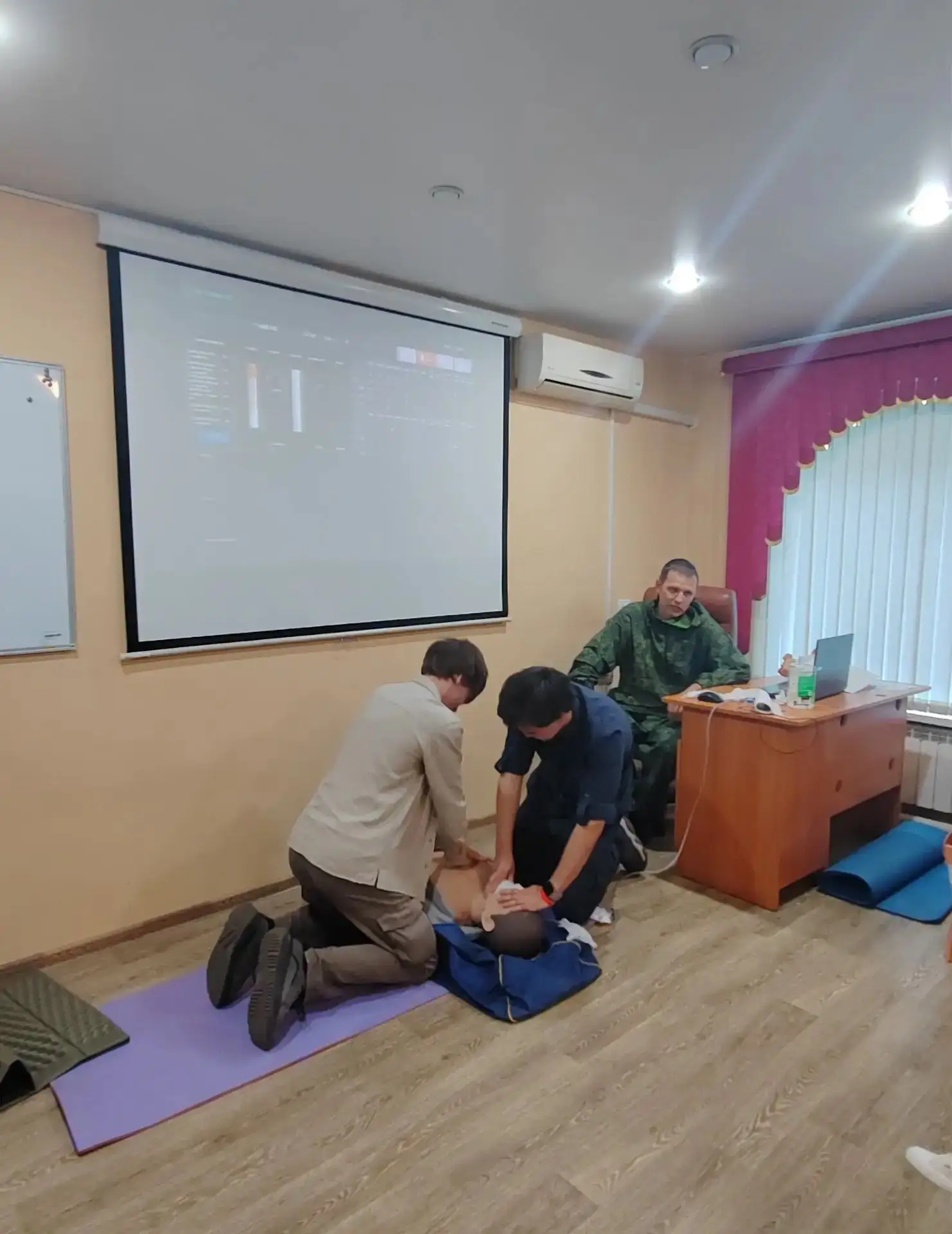 🧑‍🎓10 сентября в УМЦ ГОЧС прошли занятия по первой помощи в рамках межведомственного ...