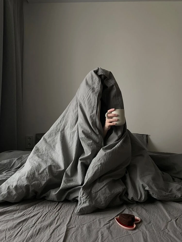 эстетика «оставьте меня под одеялом» 💤