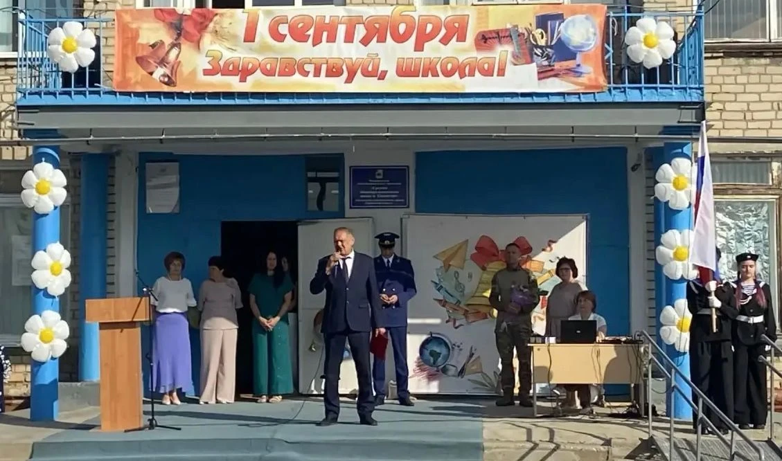 В Новопушкинском муниципальном образовании в образовательных учреждениях снова зазвенел...