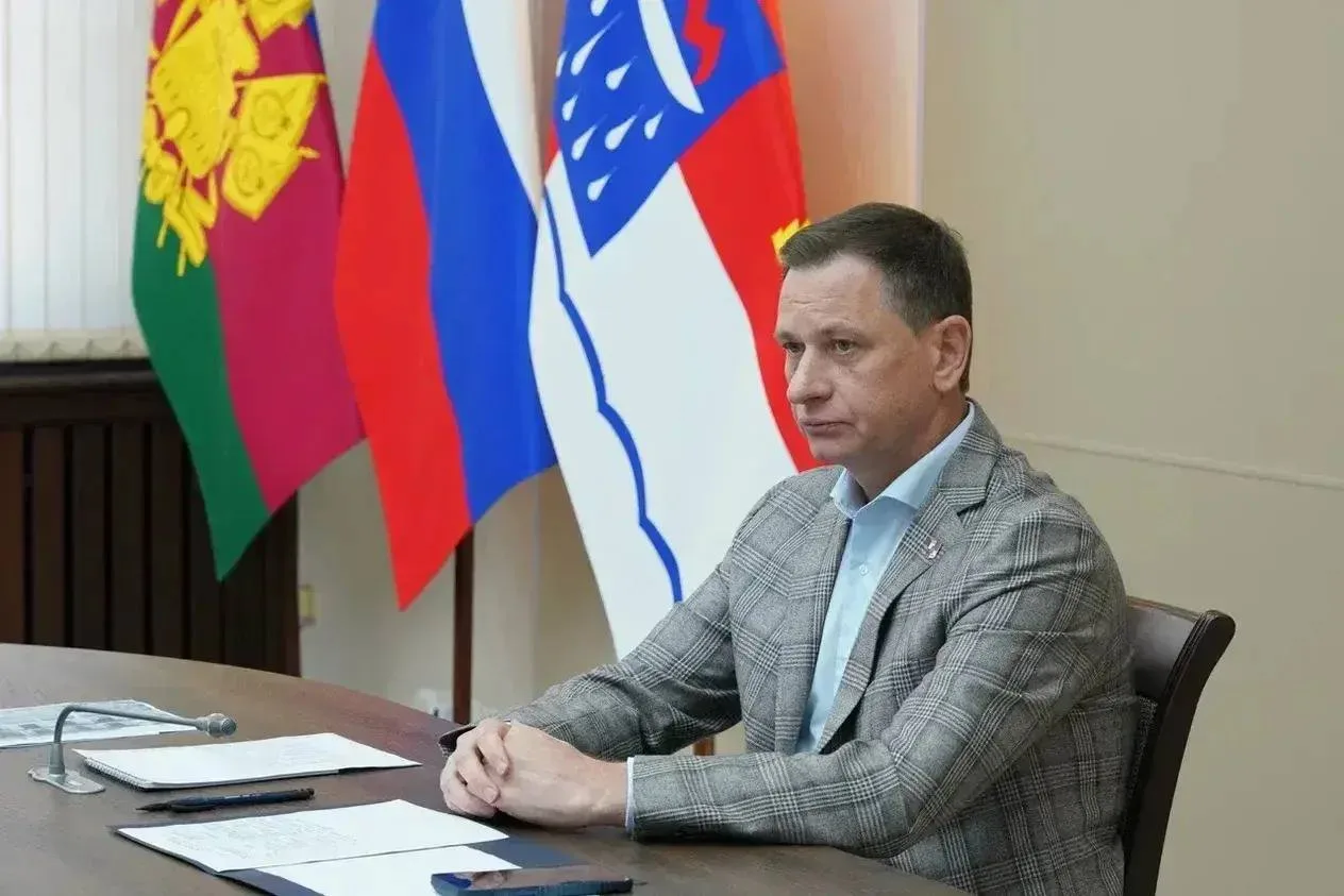 🏛 Прямой диалог и решение острых вопросов: Мэр Сочи Андрей Прошунин провёл личный приё...