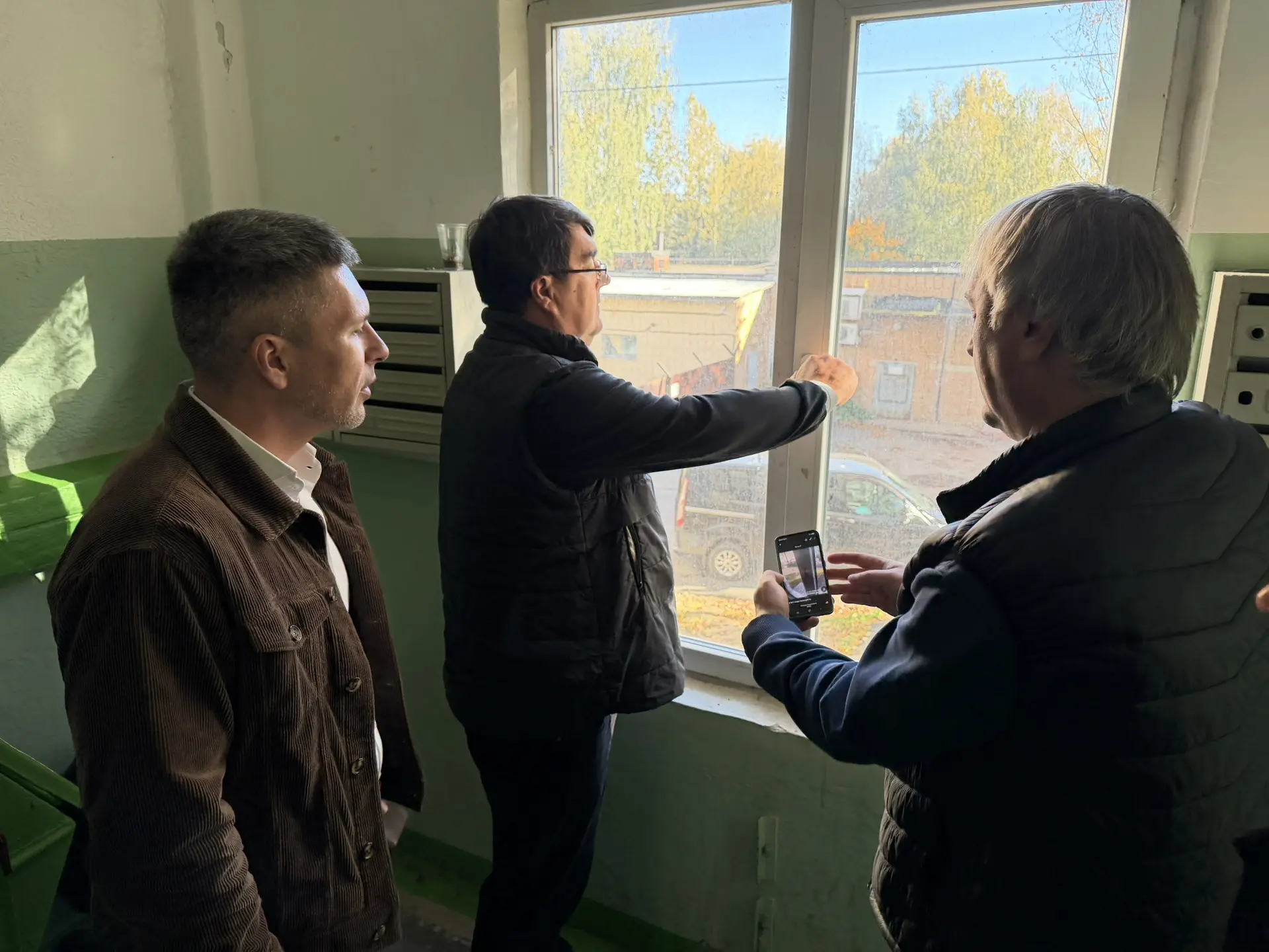Состоялась срочная выездная администрация по вопросам содержания многоквартирных домов ...