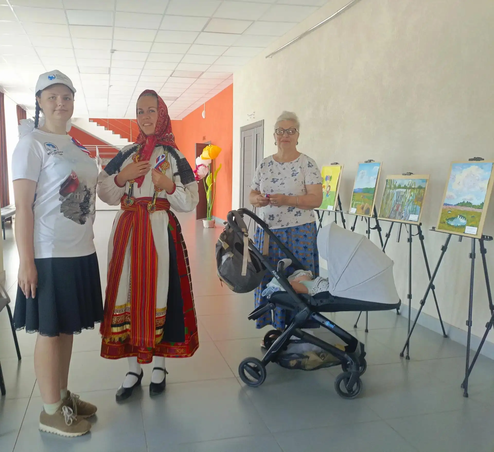 🎗 Российский триколор: объединяя поколения! **
В рамках Всероссийской акции «#Родиной горжусь» приу
