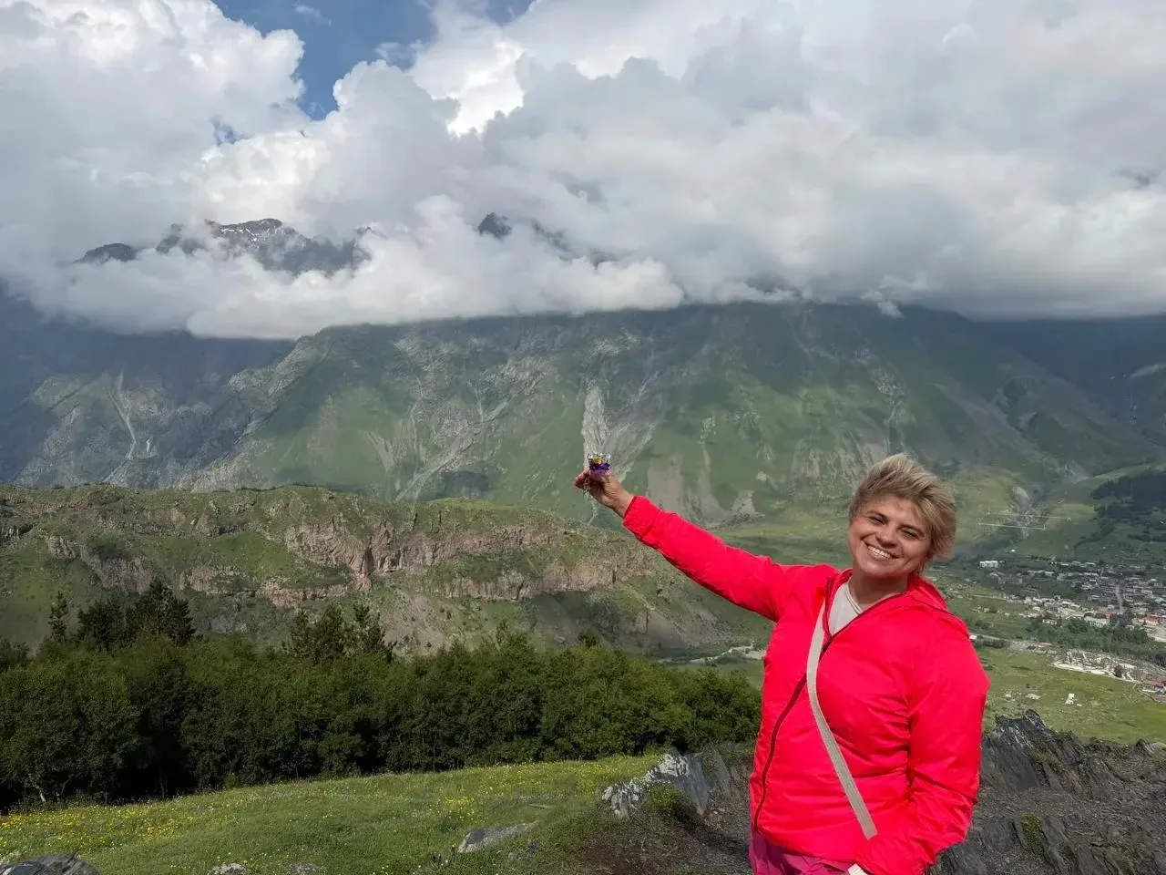 Наши педагоги открывают для себя Кавказ!

✈️🏔️ #УчительскиеПутешествия 

Наши учителя продолжают вд