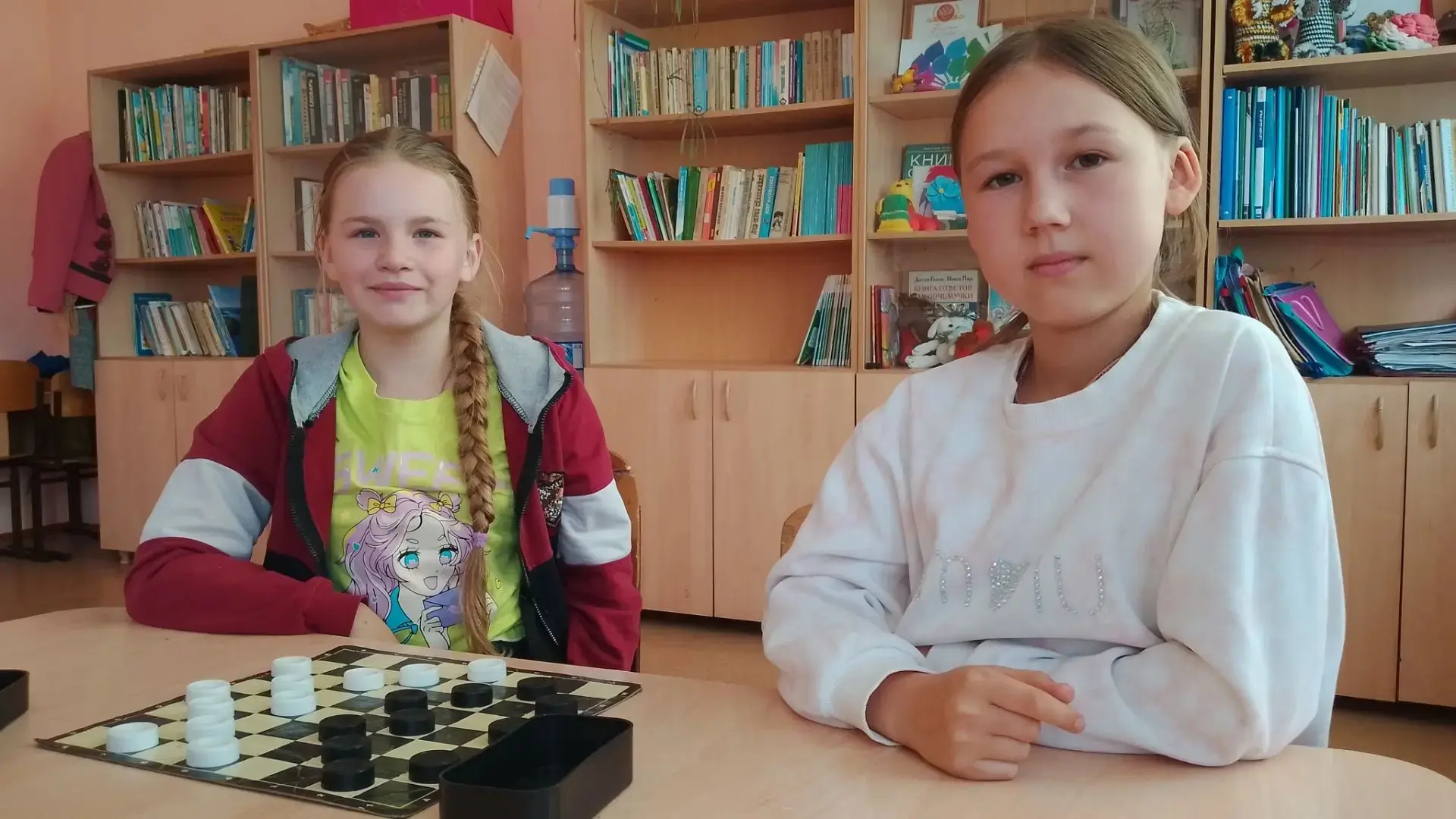 🍏 Здорово, спортивно, безопасно: День здоровья в пришкольном лагере!

Каждое лето должно быть не то