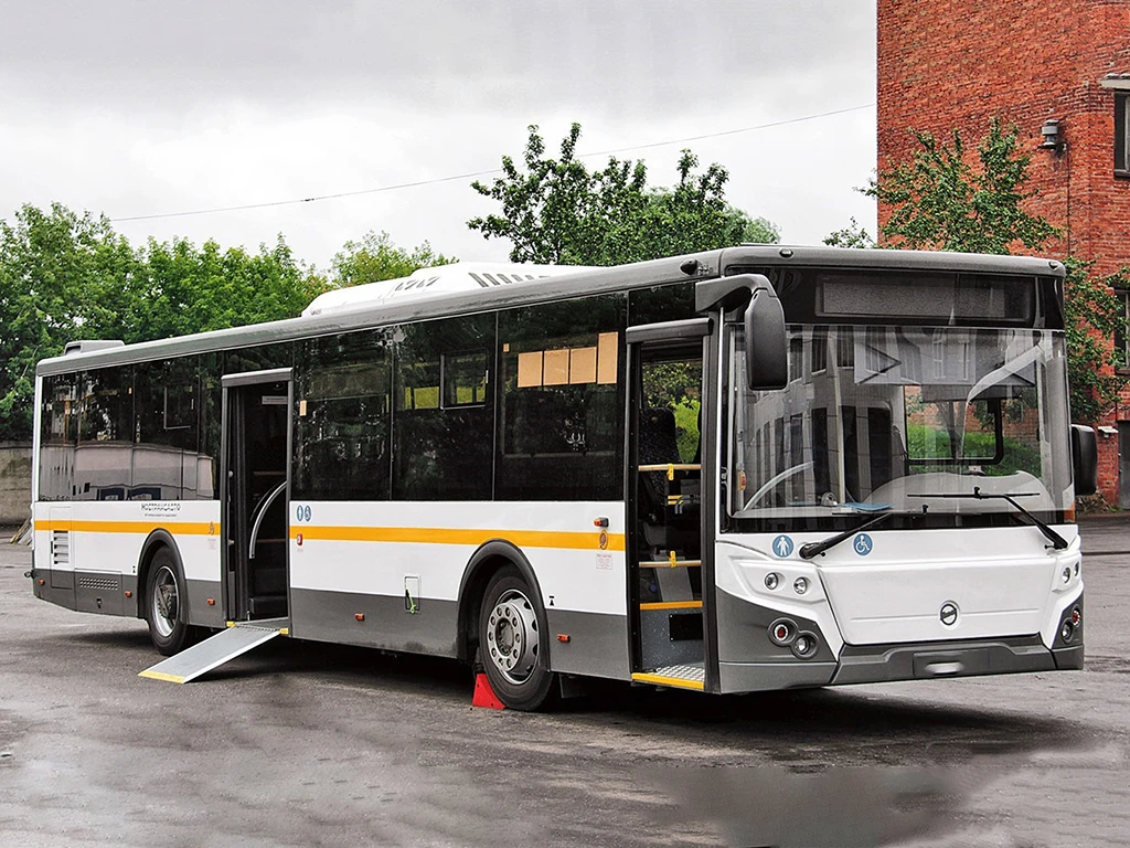 🚌 Новый транспорт – на линию! 🎉

На маршруты вышли современные автобусы ЛиАЗ-529265-03.

🔹 Маршру
