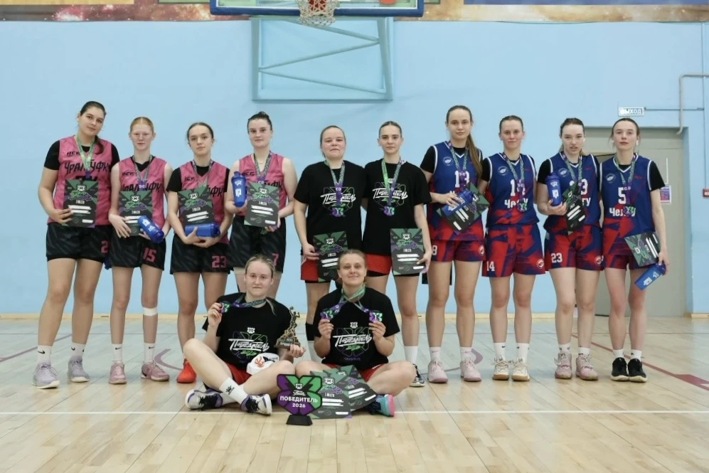 🏀 Серебро регионального турнира АСБ 3х3 — у наших девчонок!

Лучшие:
🥈 Валерия Лихачева 
🥈 Валери