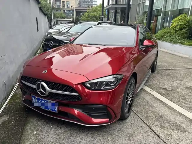 🚗 Mercedes-Benz 2022