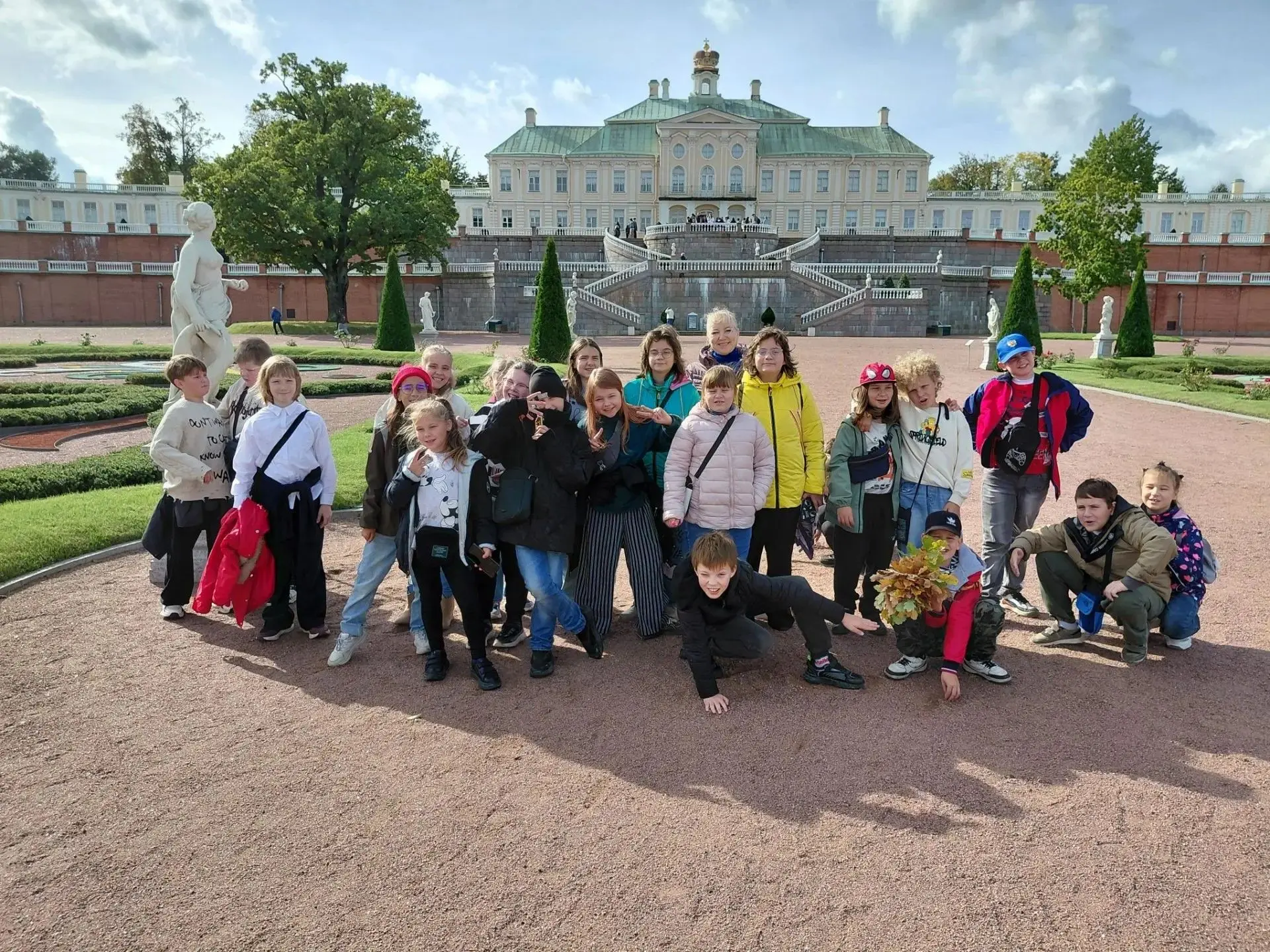 🍁 Поспешите на осеннюю прогулку.