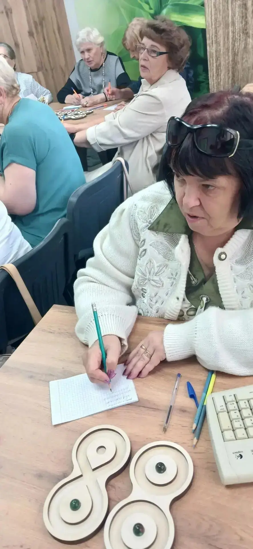 🎉 В Центре активного долголетия прошло очередное занятие по нейрогимнастике!