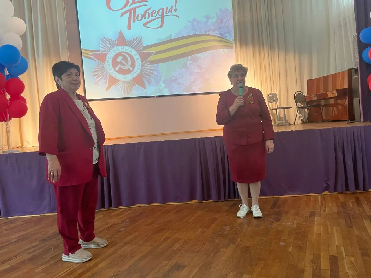 🇷🇺 И пусть поколения помнят!   🌟 В нашей школе прошёл концерт, посвящённый Дню Победы, который стал 