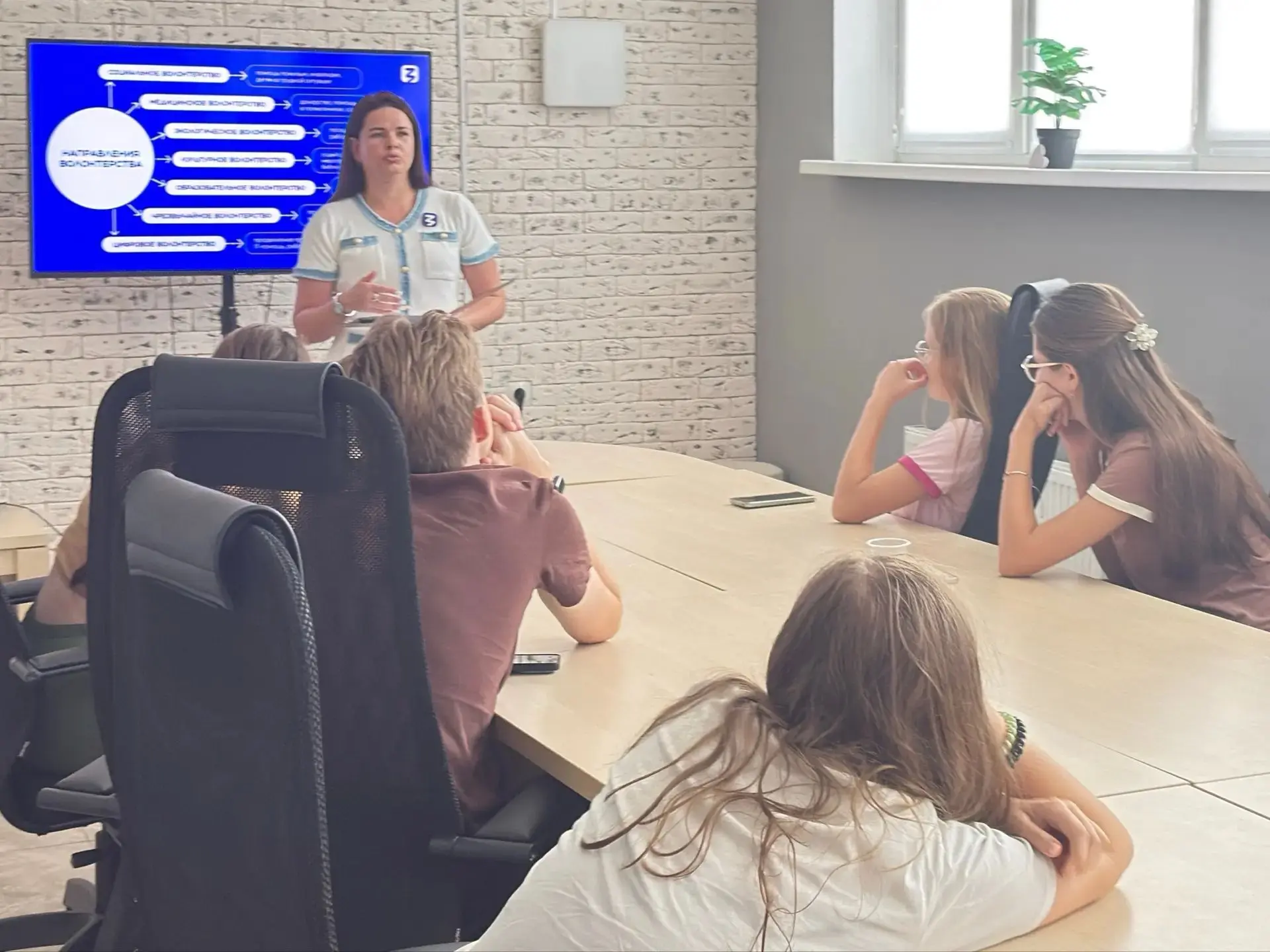 🚀Лекторий Общества «Знание» для #МолодёжьСевастополя продолжает свою работу.