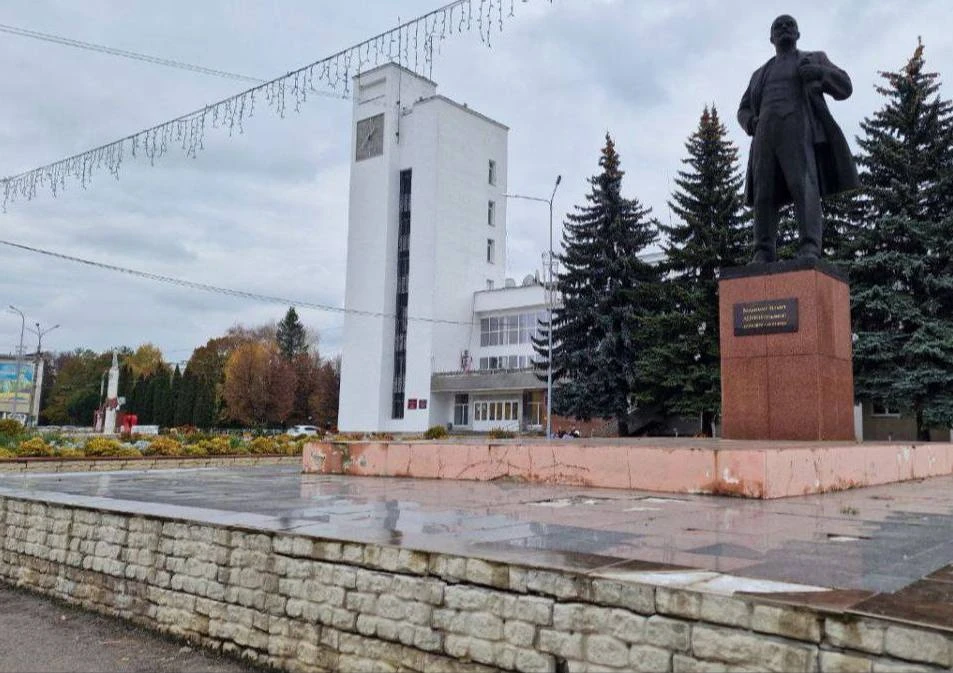 🏛️ «Останьтесь мэром»: в Мценске депутаты не хотели отпускать Беляева