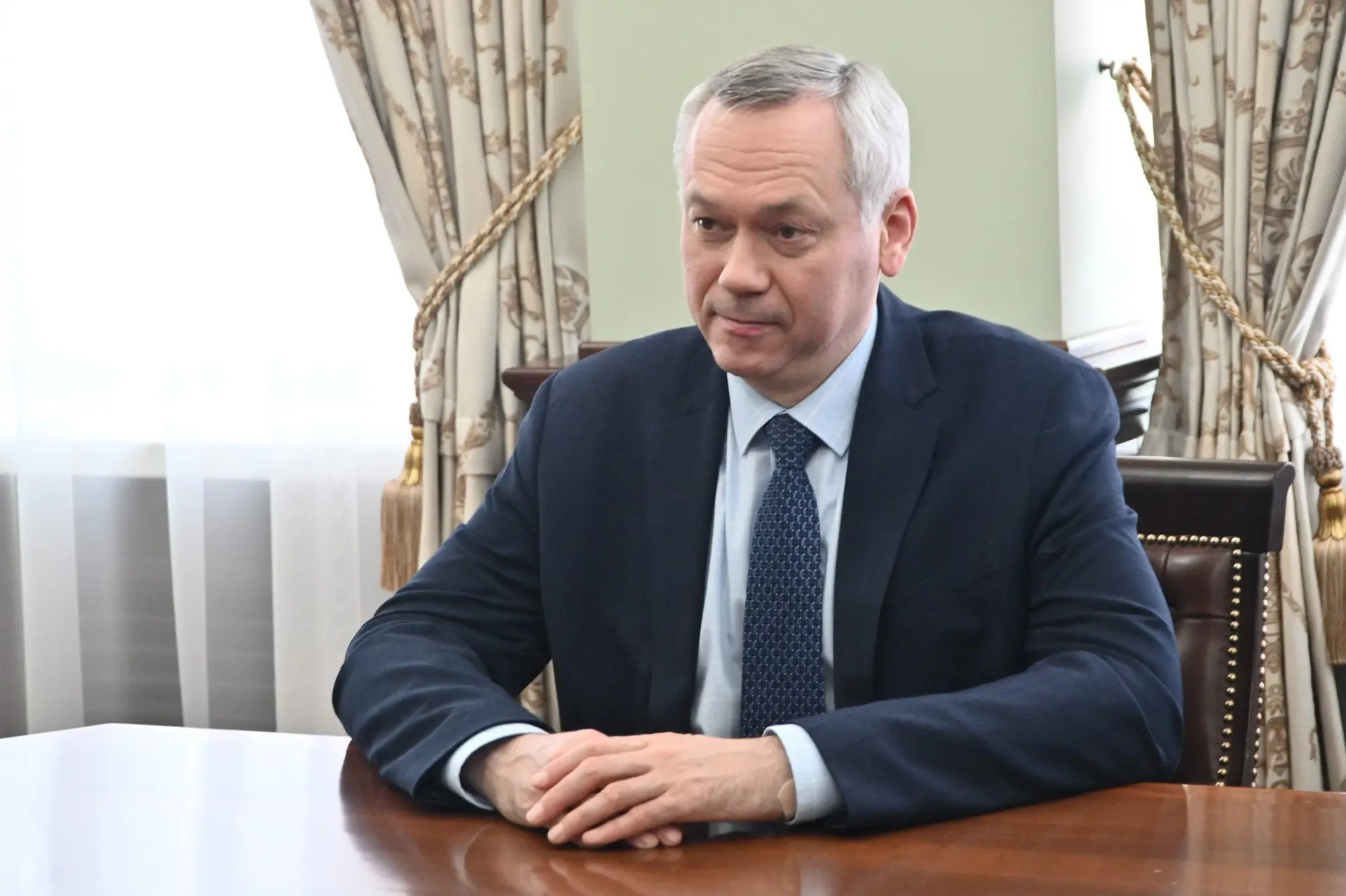 В рамках проходящего в нашем регионе Новосибирского медиафорума провел рабочую встречу с председател