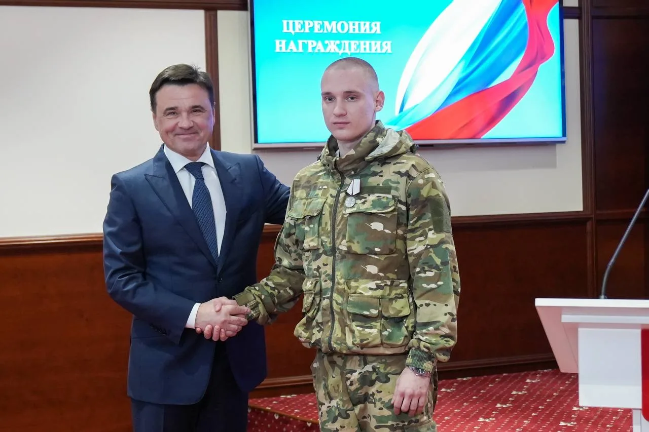 🎖Вручил государственные награды бойцам легендарного подразделения БАРС — медали «За отвагу», «За хра