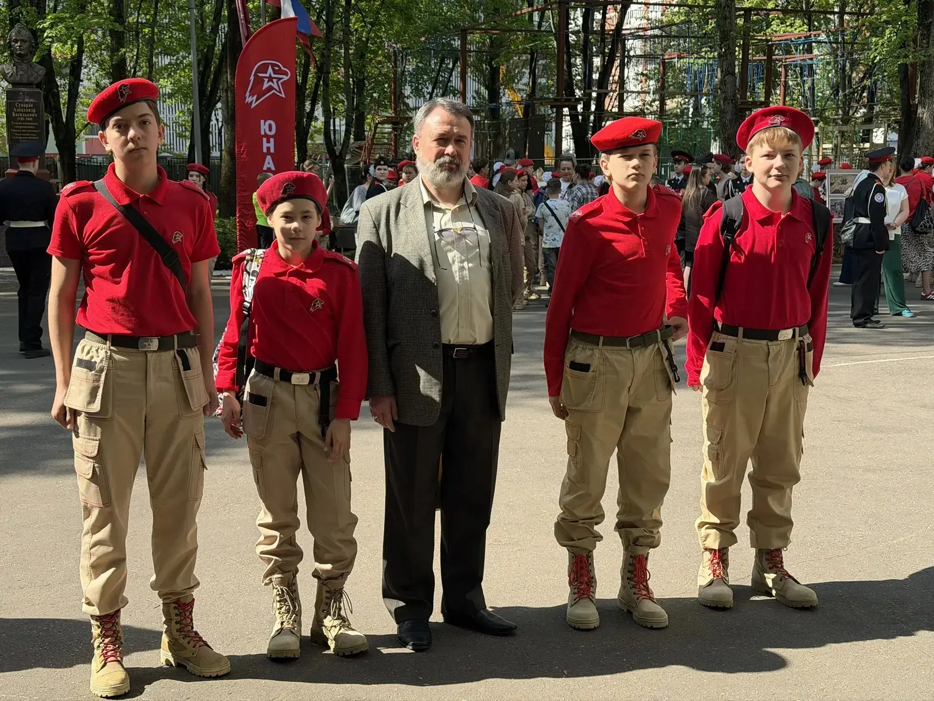 ПРИНЯТИЕ КЛЯТВЫ ЮНАРМЕЙЦА  🎖️16 мая ученики 5"А" и 7"А" классов торжественно приняли Клятву юнармейц