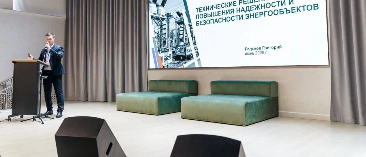 Вместо дел - громкий словоблуд.