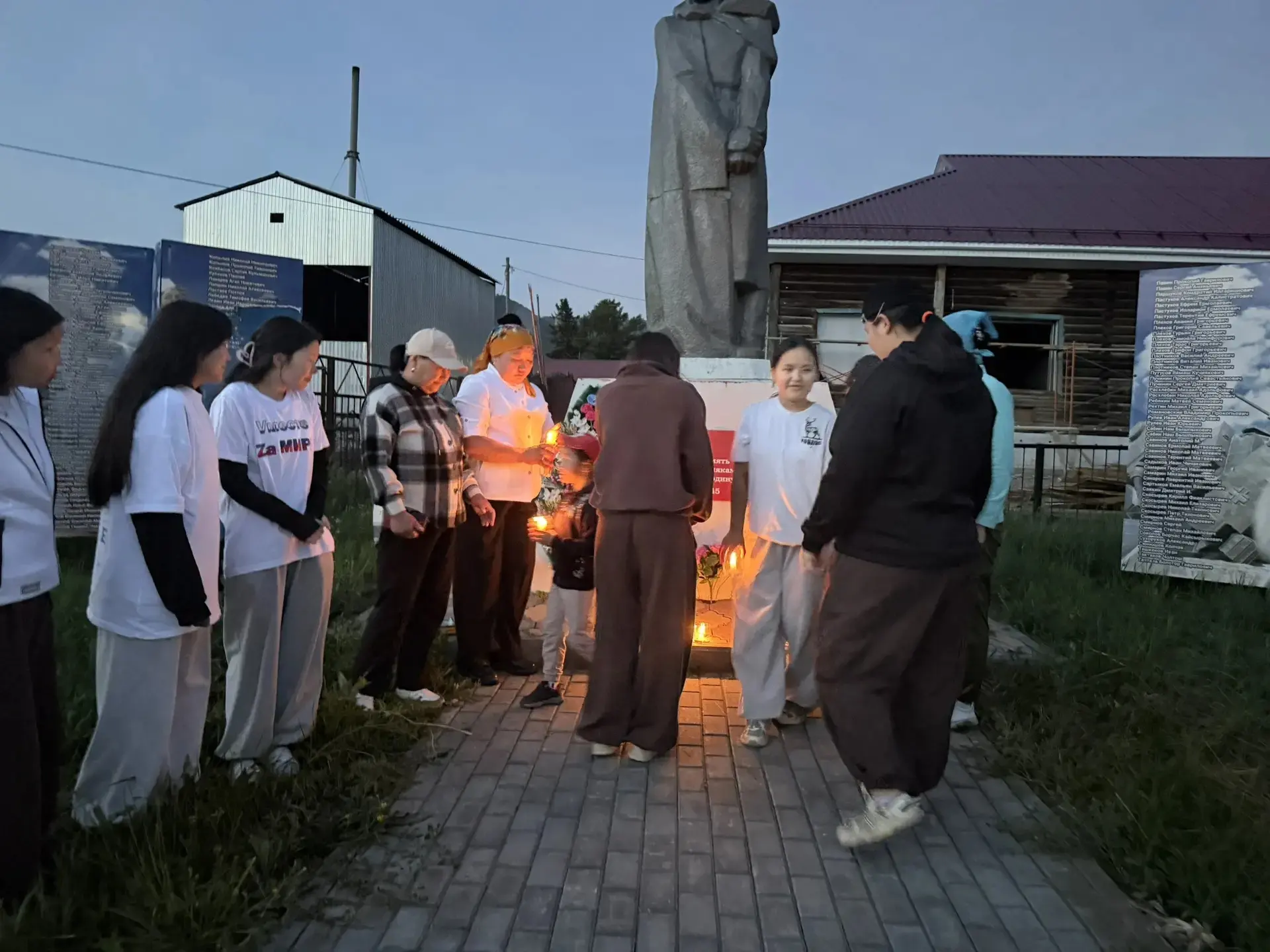 🕯Мы приняли участие в акции «Свеча памяти». Первые помнят!

🕯 Мероприятие прошло у подножия памятн