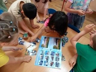 Сегодня мы с нашими маленькими исследователями из группы "Пчелки" отправились в путешес...