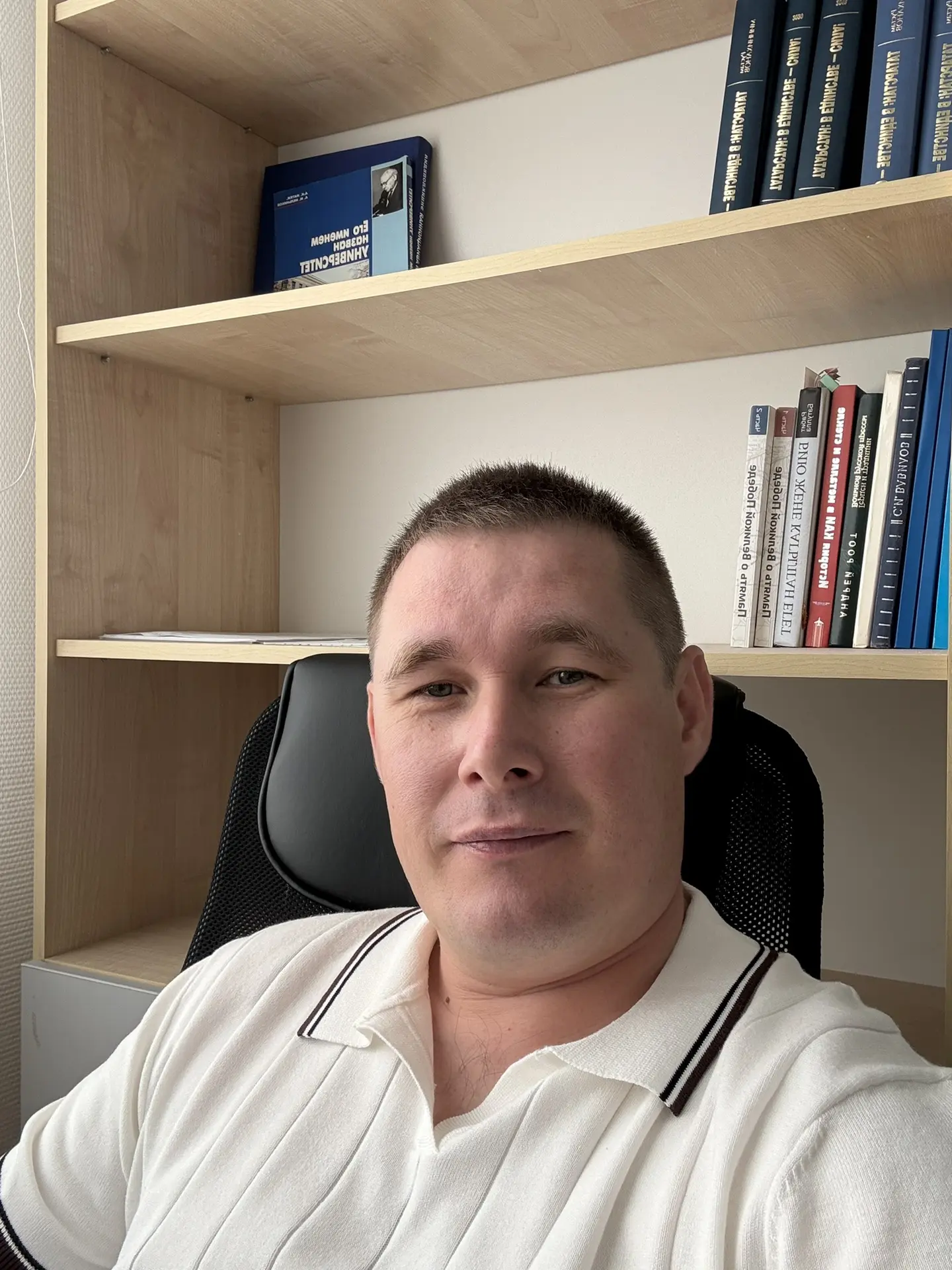 После отпуска на работу приходишь, как Марк Уотни, который живым вернулся из Марса на Землю. День 1,