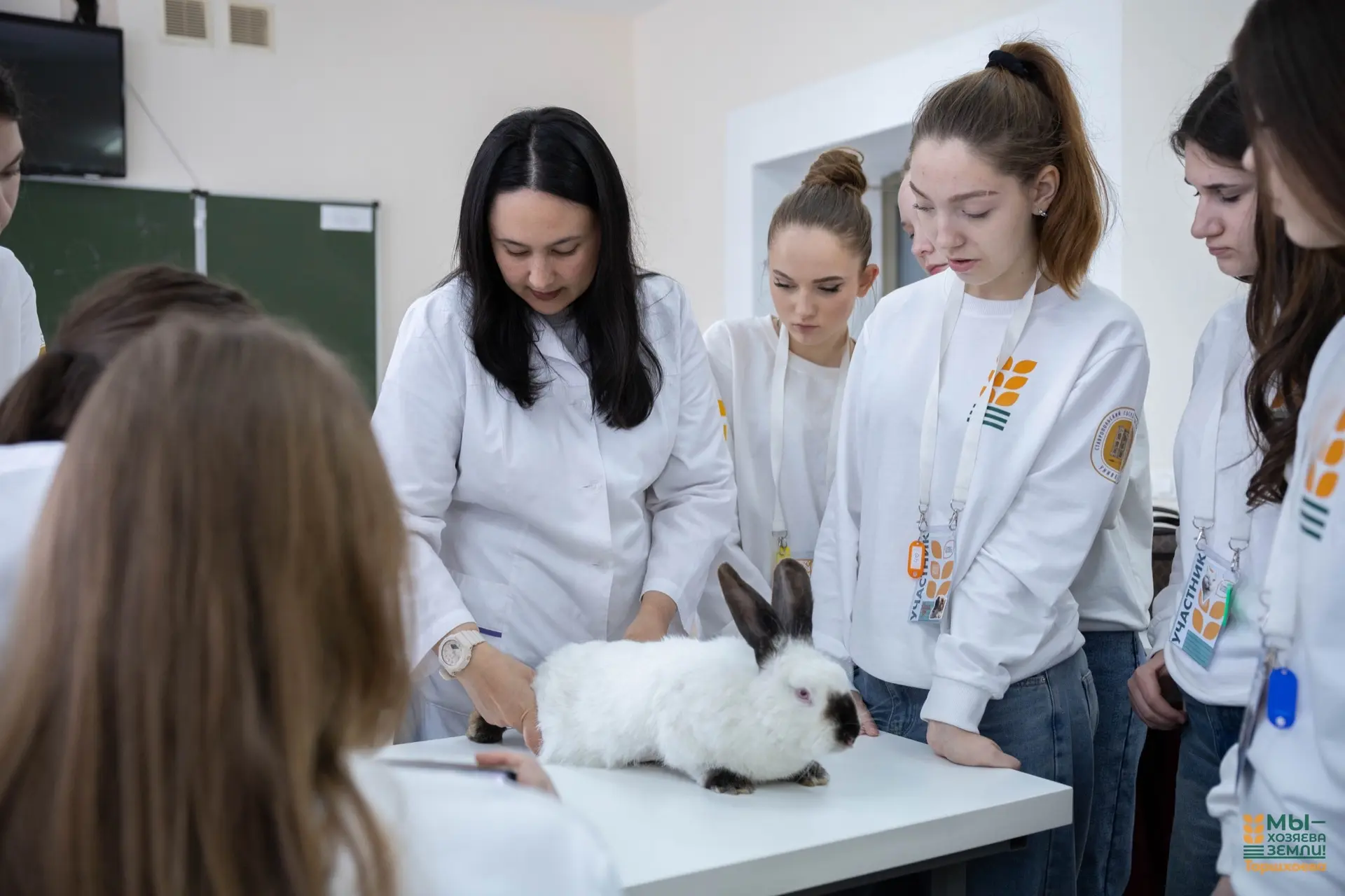 «Мы — хозяева Земли» завершает второй сезон! 🌾  Подошла к концу вторая смена профильного образовател