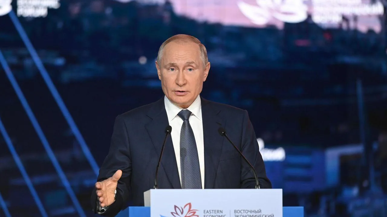 ⚡️Реальные зарплаты в РФ за первый квартал года выросли на 6,3%, отметил Путин.