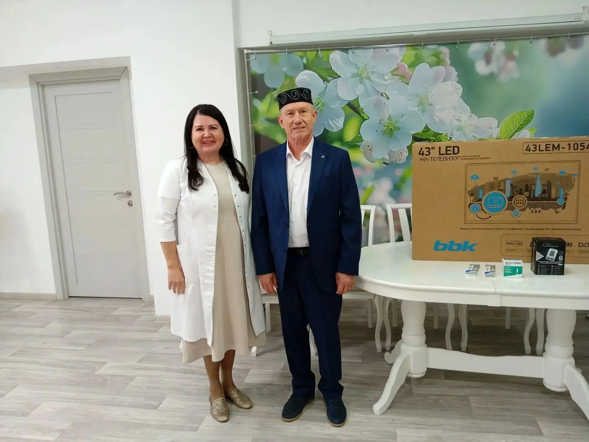✨🎁Подарок с заботой: большой телевизор для дома-интерната.