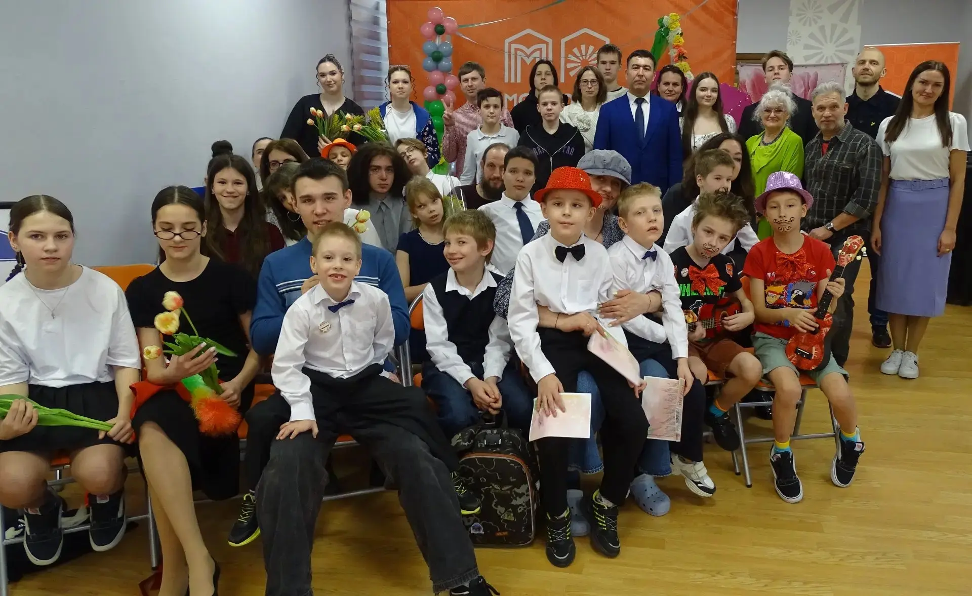 Сегодня состоялся «Весенний переполох» в нашем городке. Мероприятие, посвященное самому...