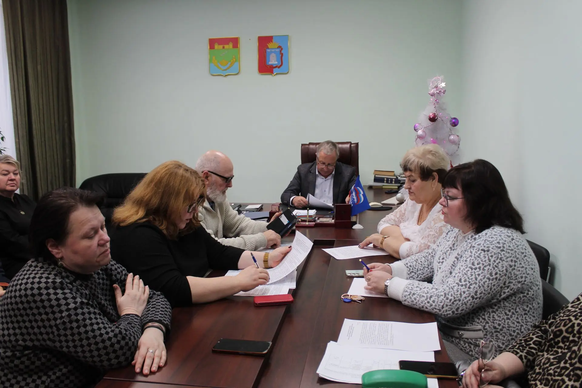 Сегодня, 29 декабря 2025 года, прошло заседание постоянных комиссий Совета депутатов Ми...