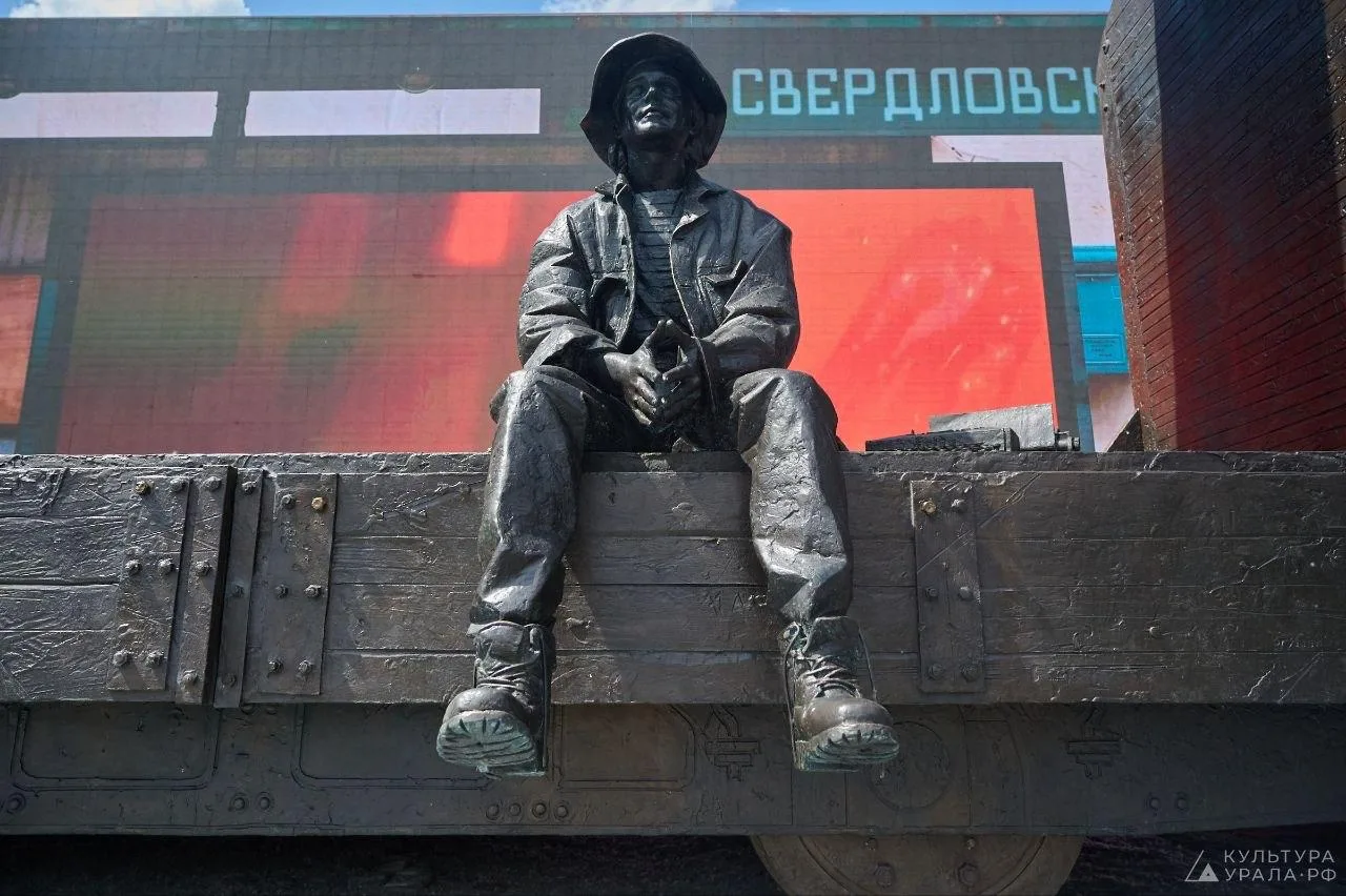 🎬 Скульптор памятника Балабанову расскажет о своей работе в Екатеринбурге