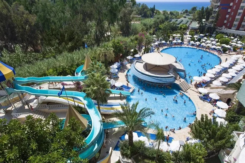 ТУРЦИЯ 🇹🇷   Лучшие отели Турции для любителей аквапарков😍  Расчет на 2взр+1 реб👇 Вылет из Новосибирс
