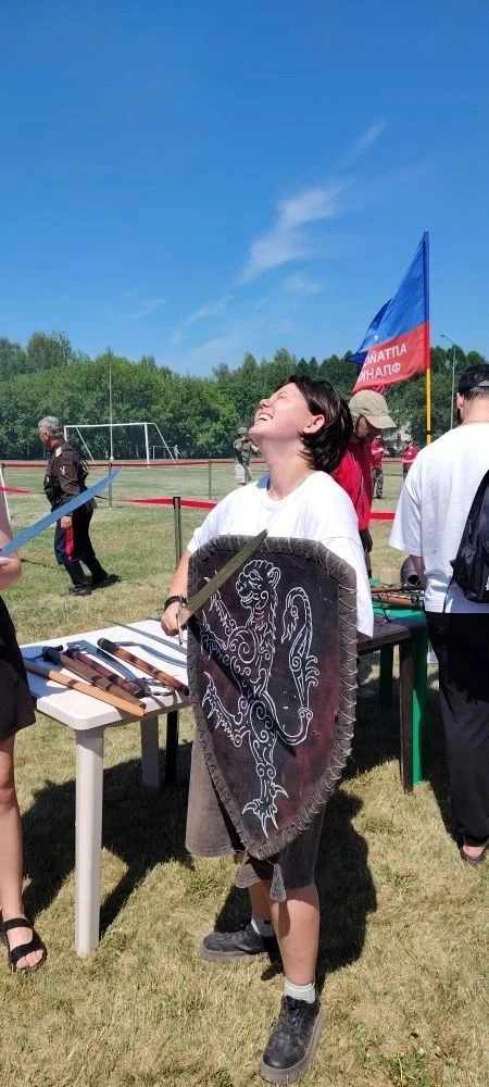 Русские традиции и игры в преддверии Дня России

В минувшие выходные на стадионе «Рубин» развернулся