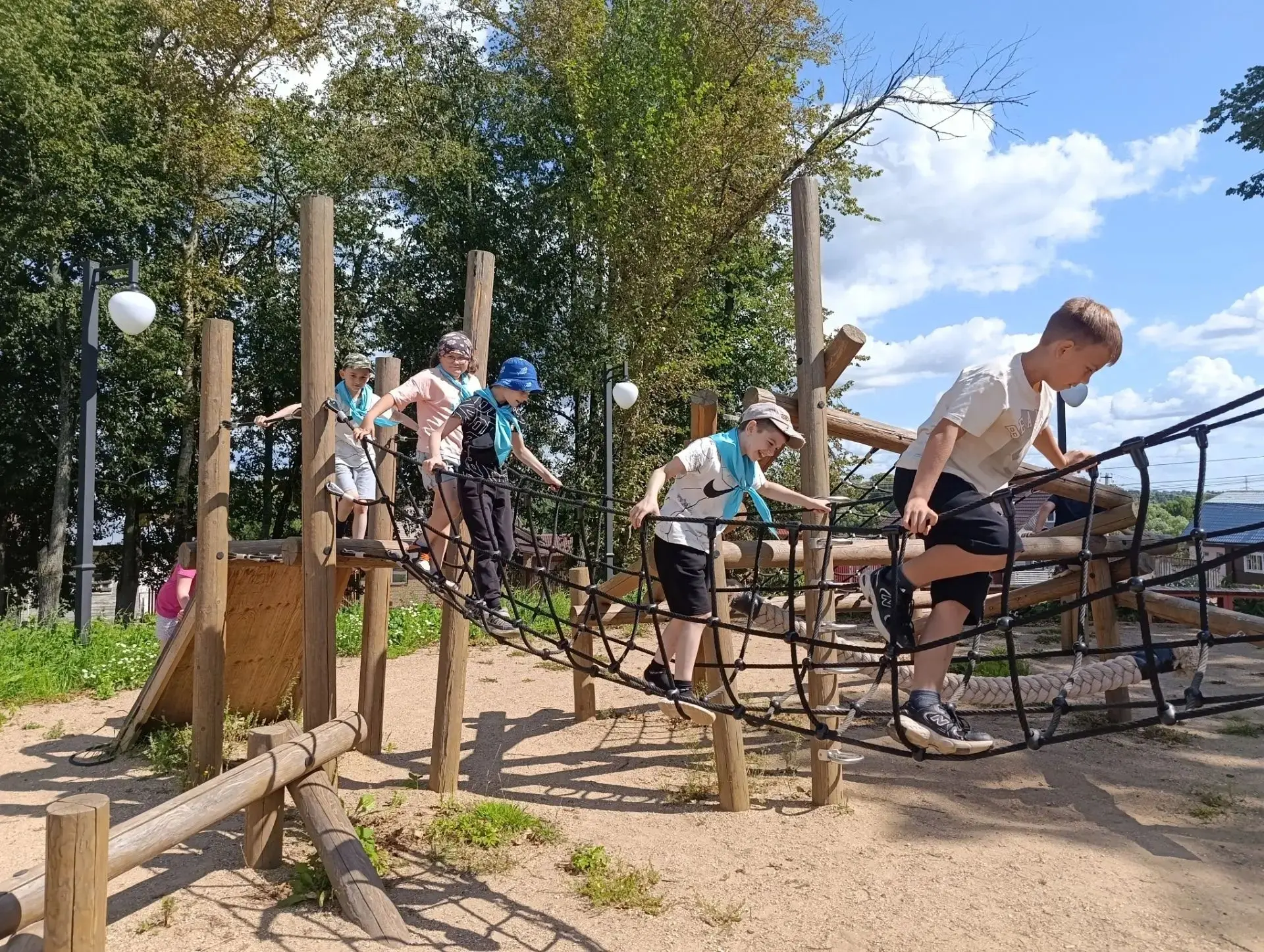 ☀️Лето продолжается! На календаре август, а это значит, что в лагере можно отдыхать еще почти месяц!