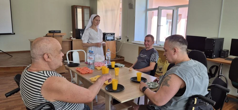 Творческий мастер-класс в стенах нашего уютного Дома-интерната🏡

Сегодня, наш Дом-интернат посетило