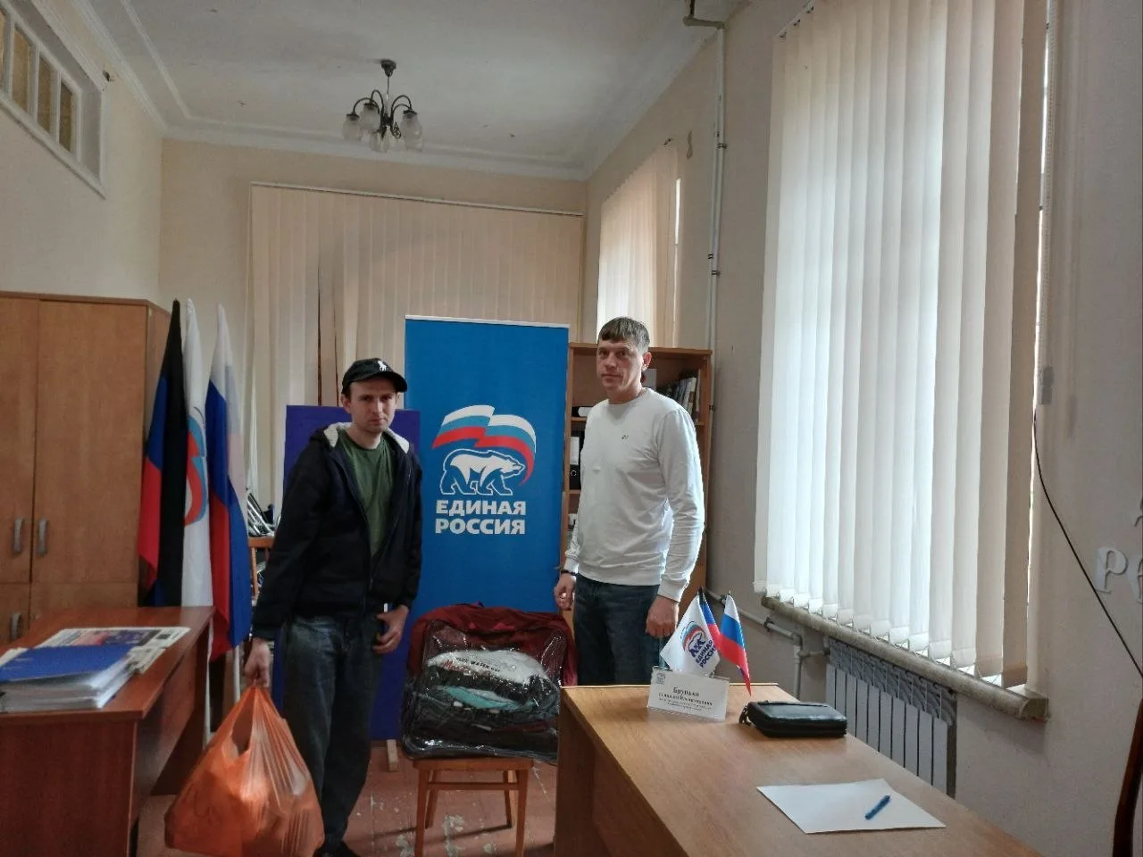 Провёл приём граждан в Зугрэсе.

Подготовка к отопительному сезону
Да. К зиме наши службы готовятся 