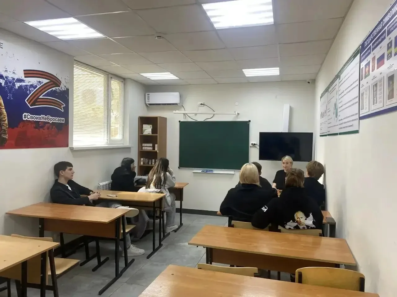 ❤️ «Белые сердца» и «Кошка»: встреча, которую запомнят надолго  8 мая в Анапском индустриальном техн