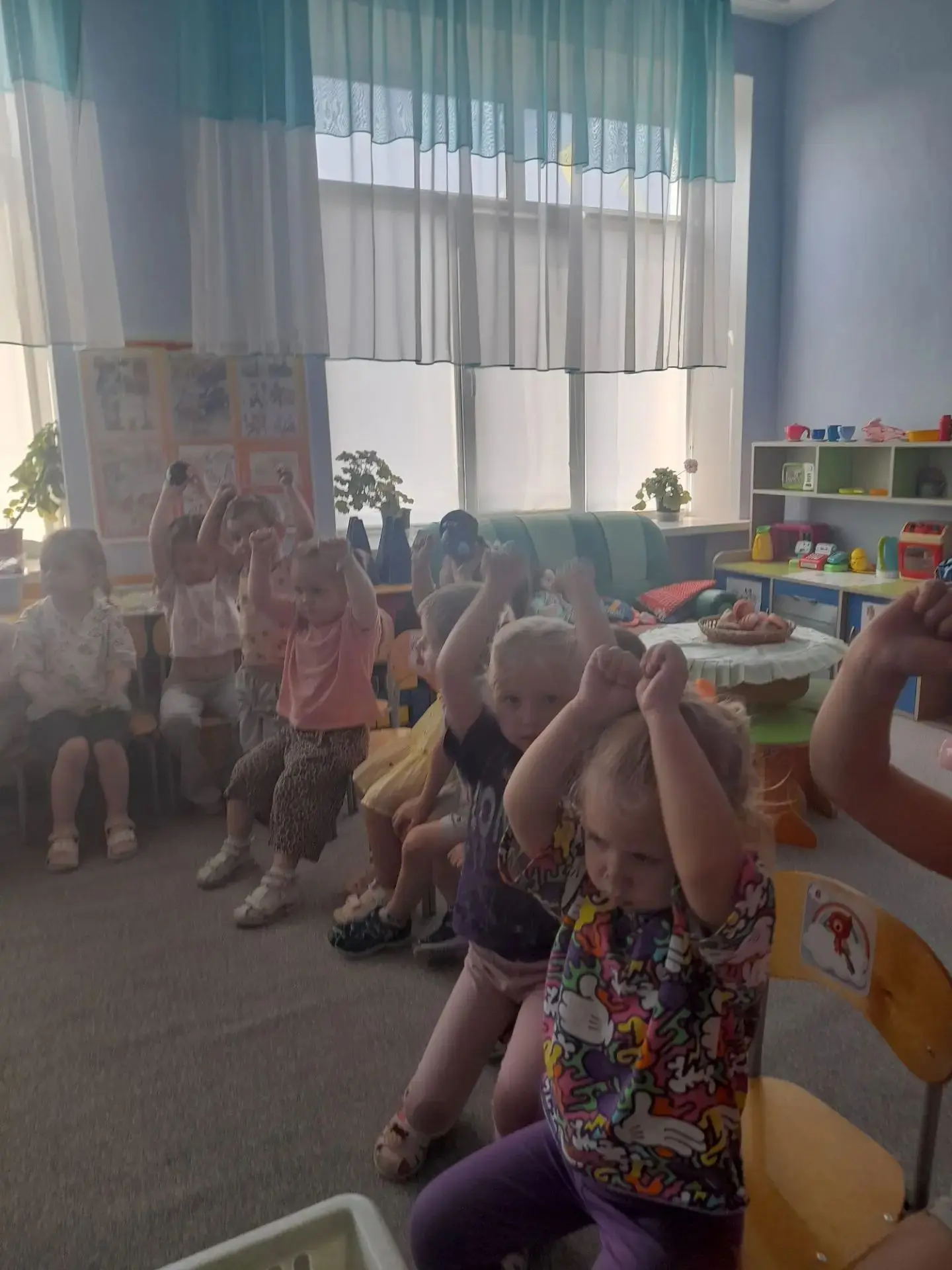 Сегодня на занятии по математическому развитию дети 2 младшей группы "Ручейки" закрепил...