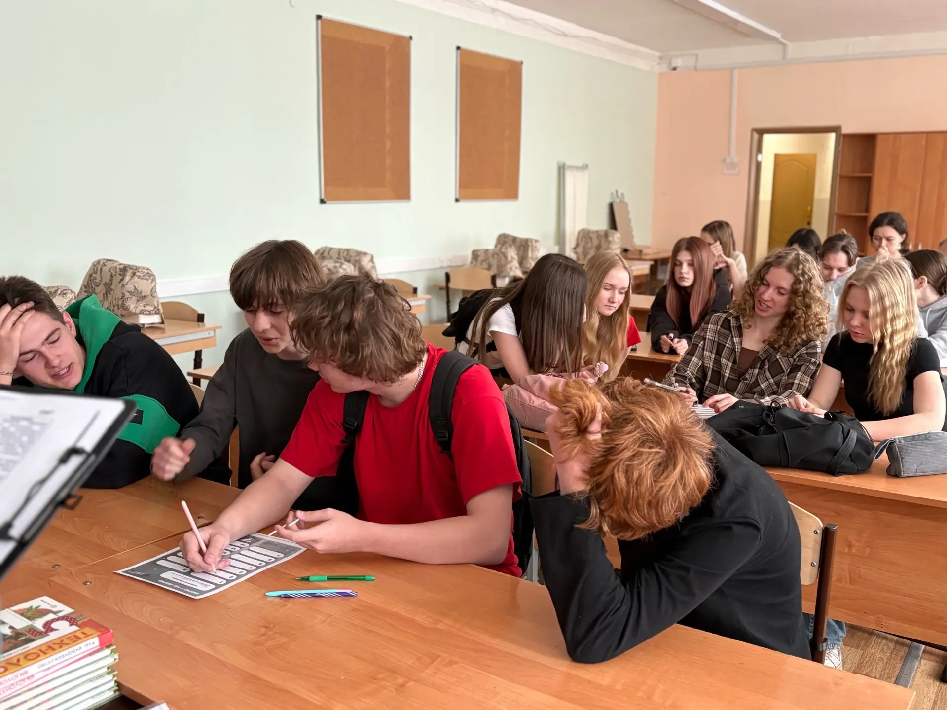 📌ВЕРЮ - НЕ ВЕРЮ📌  На днях в стенах Центра Образования №6 царила атмосфера здорового интеллектуальног
