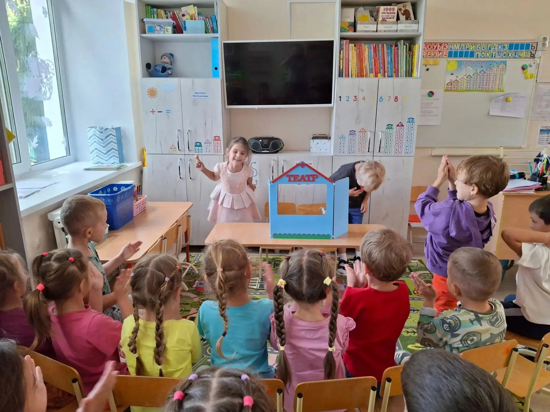 Накануне в старшей группе ярко и полезно  прошёл - День речевых игр 🎉