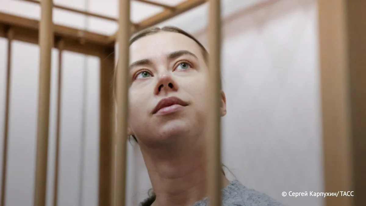 ⚖️ Блогер Александра Митрошина получила три года условно и штраф 900 тыс. рублей по делу о легализац