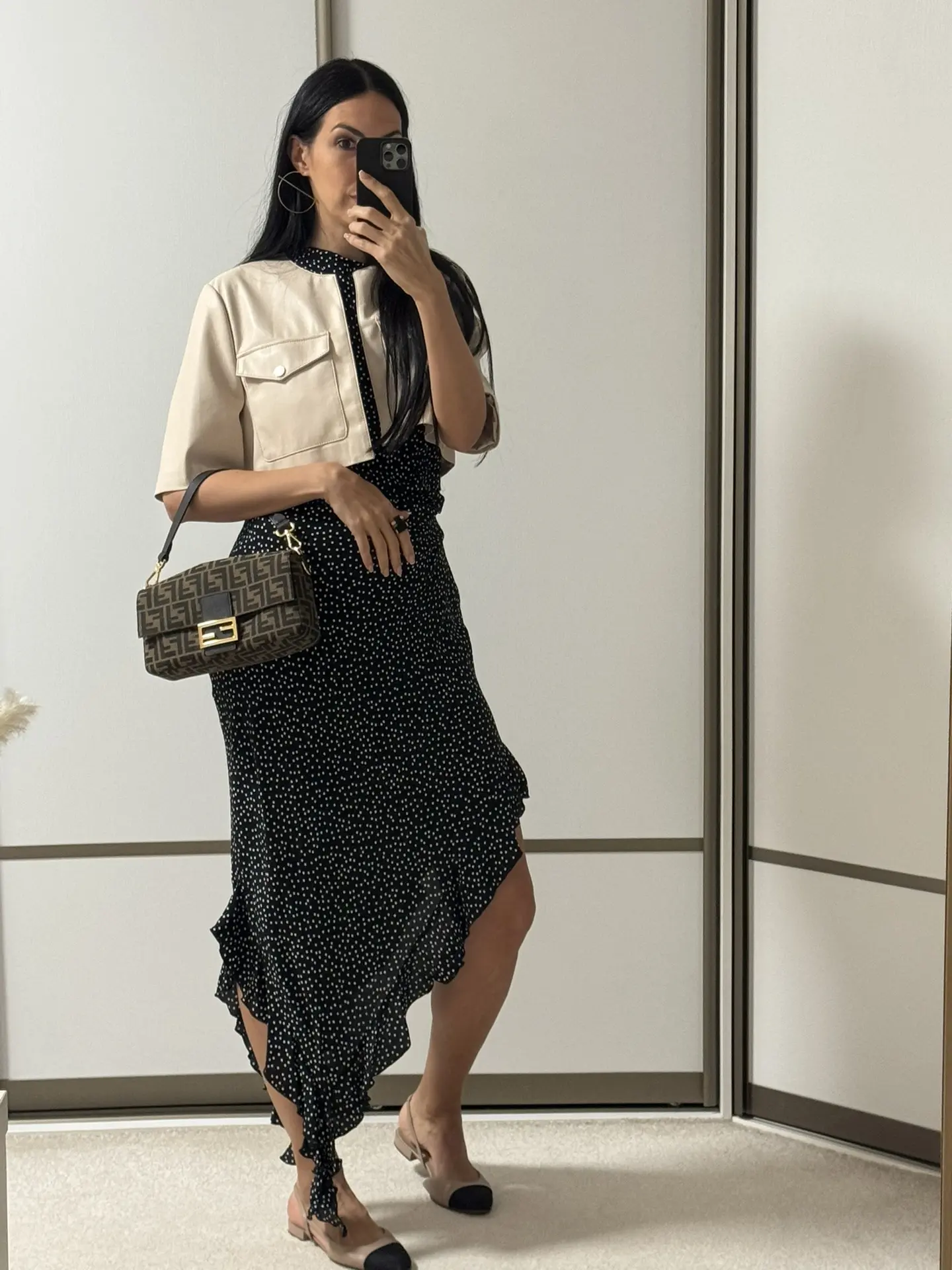 Жду вас на эфирах с новыми коллекциями Marino Orlandi и Nominee : 10/14/19/23❤️🛍️