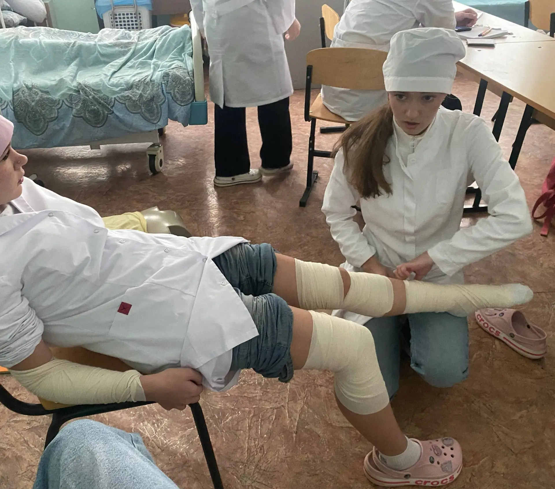 У Сашки практика каждый день. Интересно наблюдать.