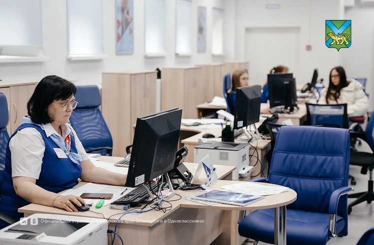 Построить карьеру врачу и учителю в Приморье поможет кадровый центр «Работа России»