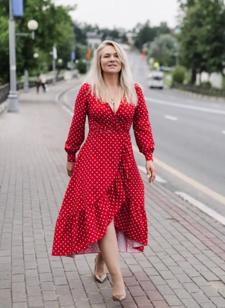 В защиту слова БАБА❤️ Девочки, любимые!🥰  Частенько я слышу критику в адрес названия стихийно- случа