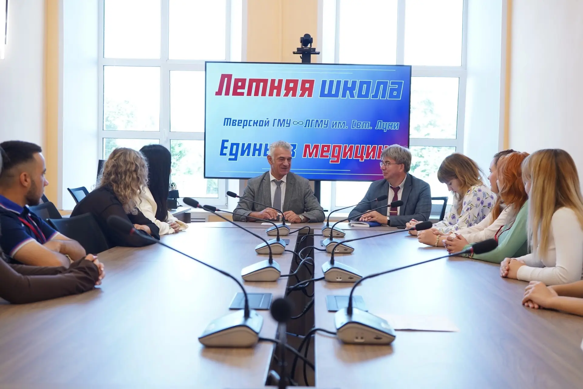 🌟Выпускница медсестринского отделения Стахановского медицинского колледжа Заруба Карин...