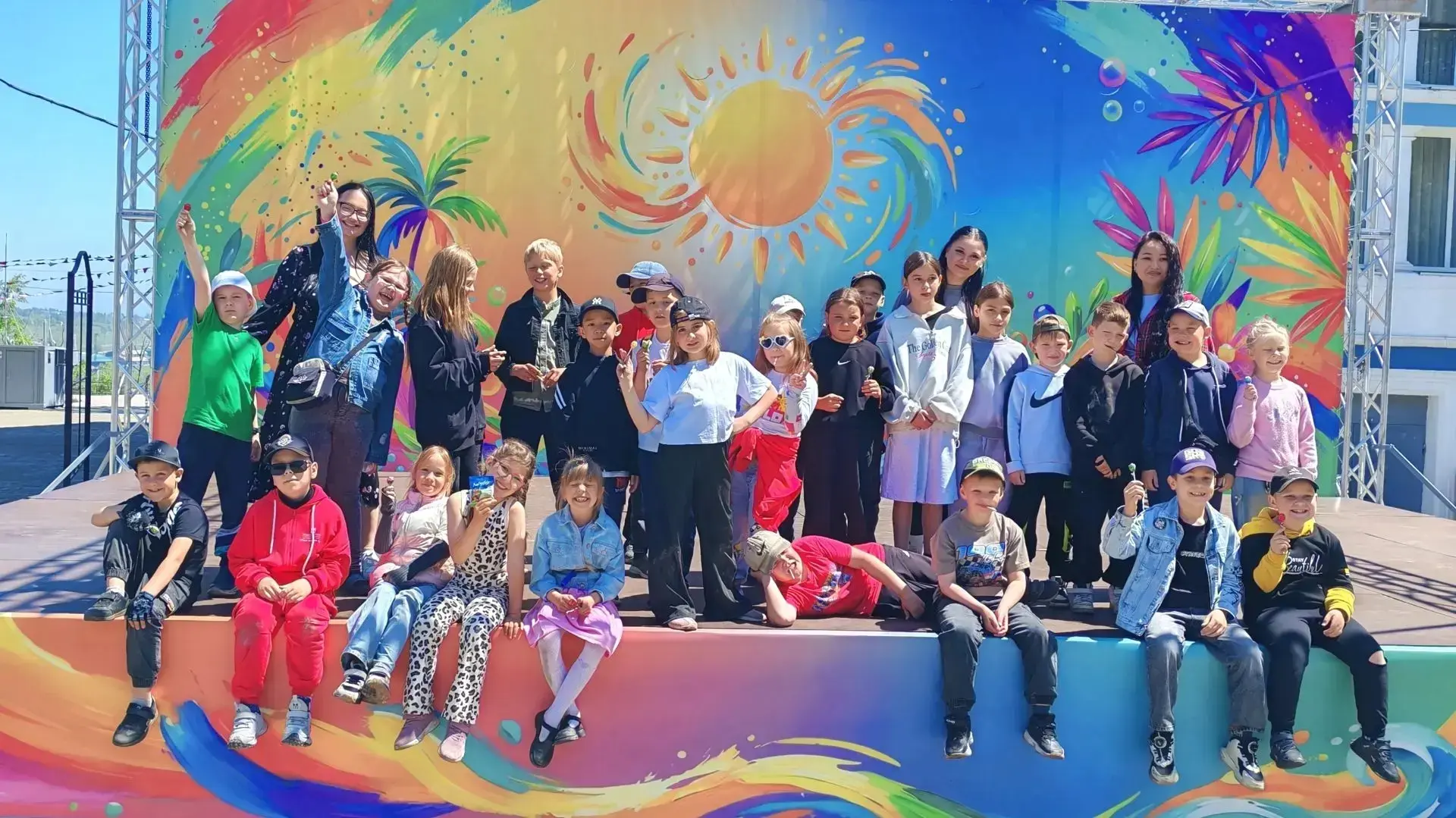 ☀️ Летний отдых продолжается! ☀️

Подводим яркие итоги первой недели второй смены нашего пришкольног