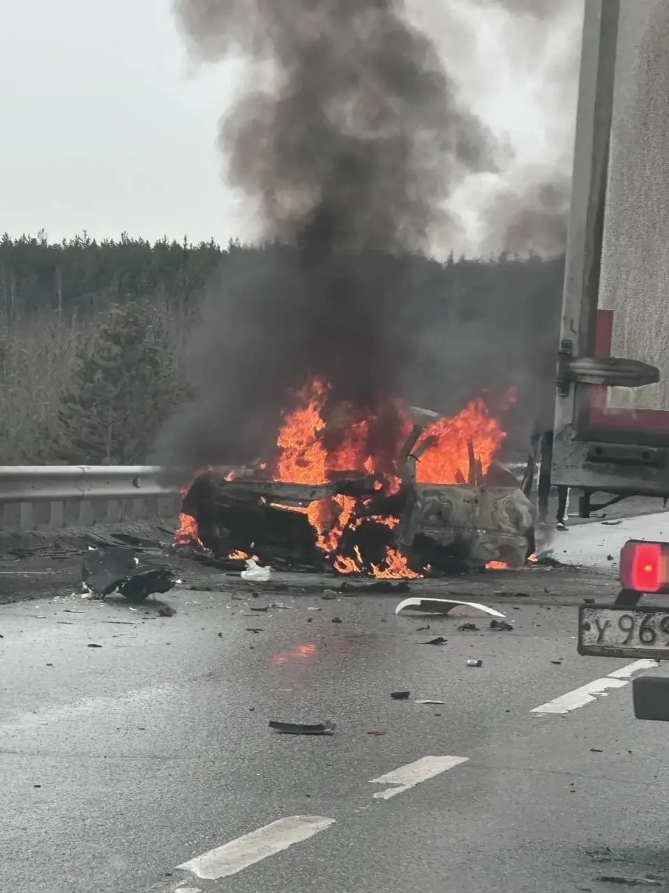 Четверо несовершеннолетних погибли в жуткой аварии в соседней Свердловской области😨